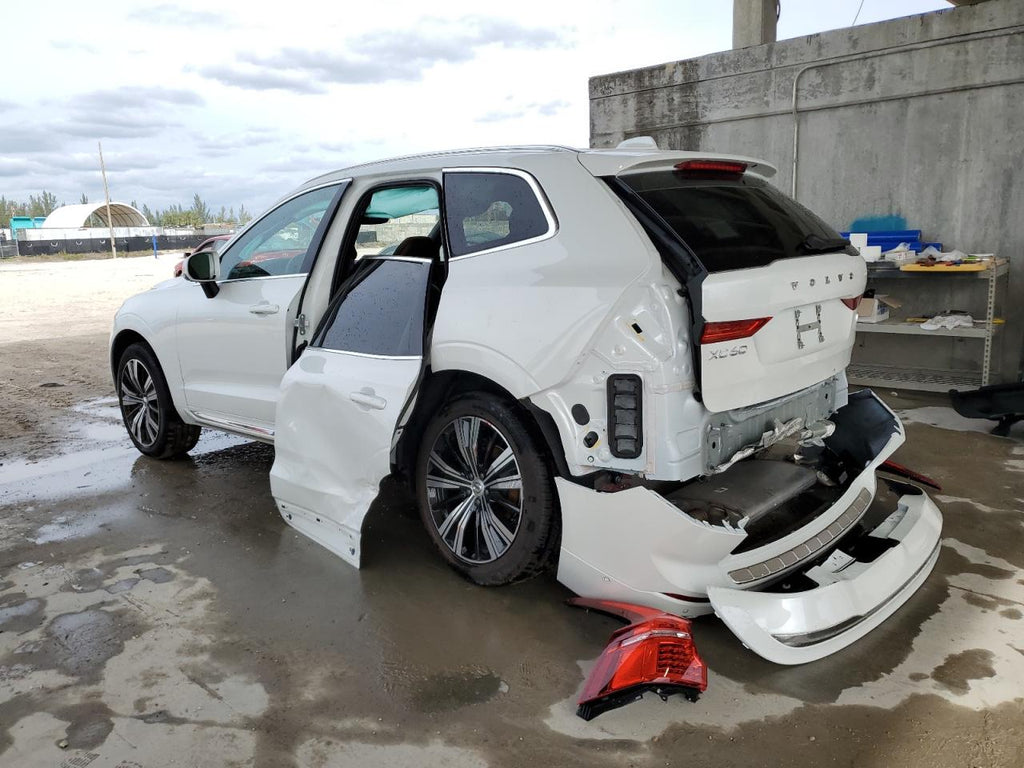 2023 VOLVO XC60 PLUS - YV4L12DE3P1374244