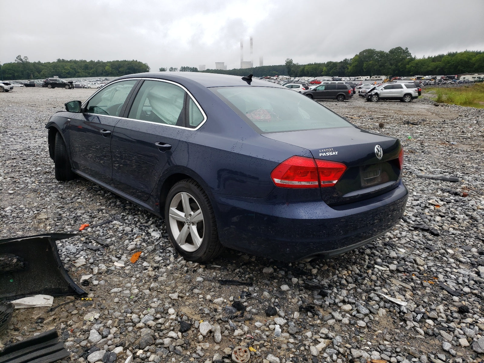 2014 VOLKSWAGEN PASSAT S - 1VWAT7A37EC051608