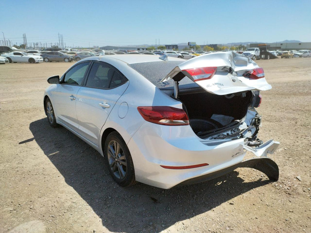 2018 HYUNDAI ELANTRA SE - 5NPD84LF2JH233951