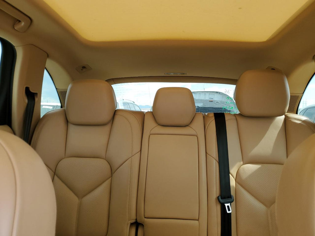 2016 PORSCHE CAYENNE - WP1AA2A24GKA15028
