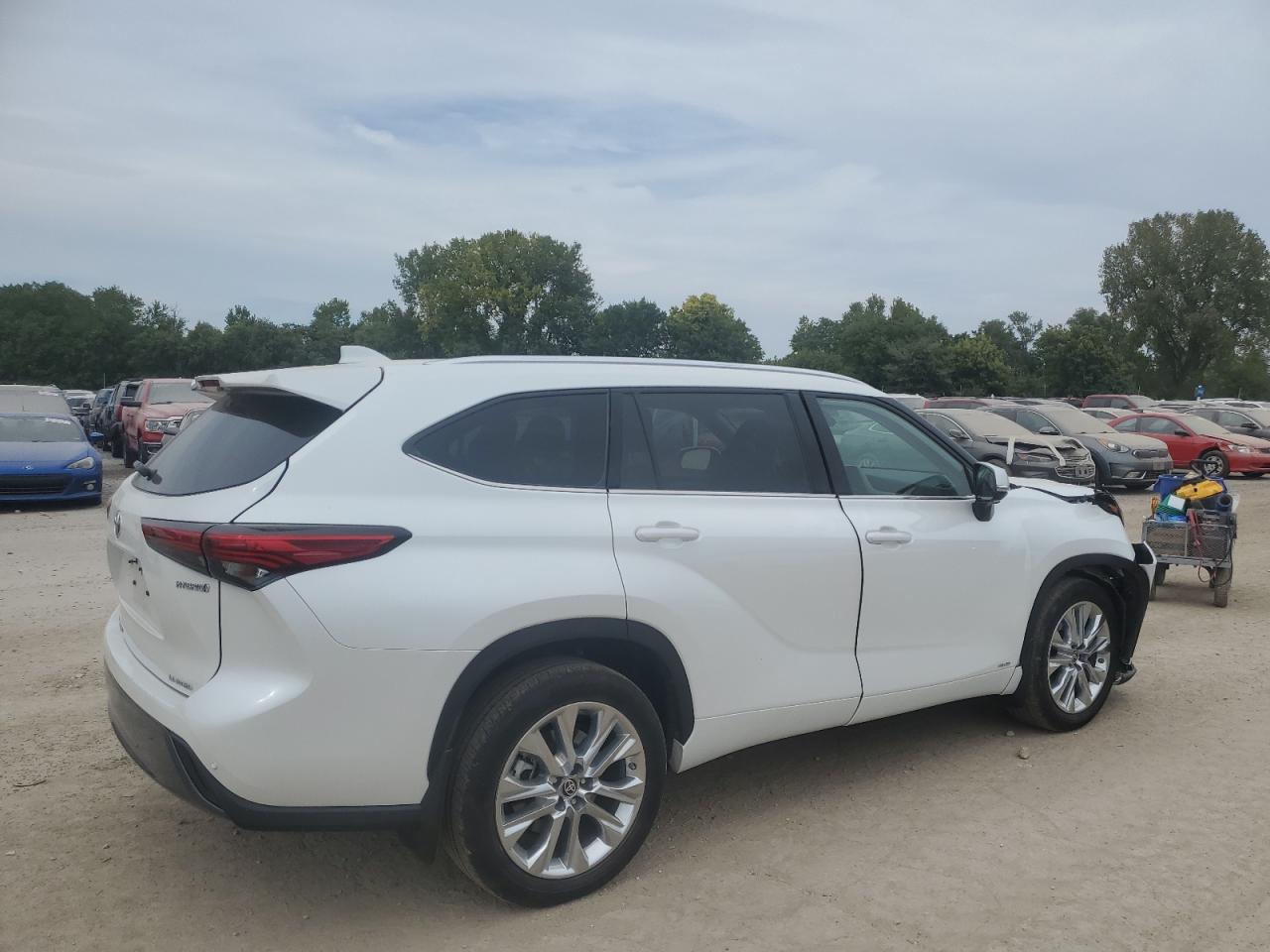 2023 TOYOTA HIGHLANDER - 5TDXBRCH6PS571031