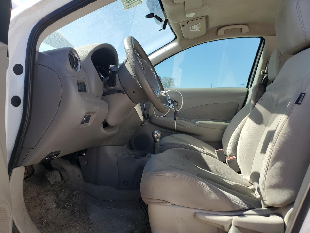 2016 NISSAN VERSA S - 3N1CN7AP2GL847847