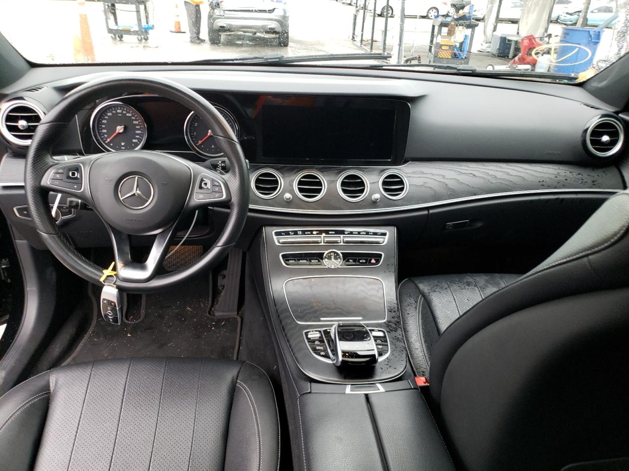 2018 MERCEDES-BENZ E 300 - WDDZF4JB4JA427647