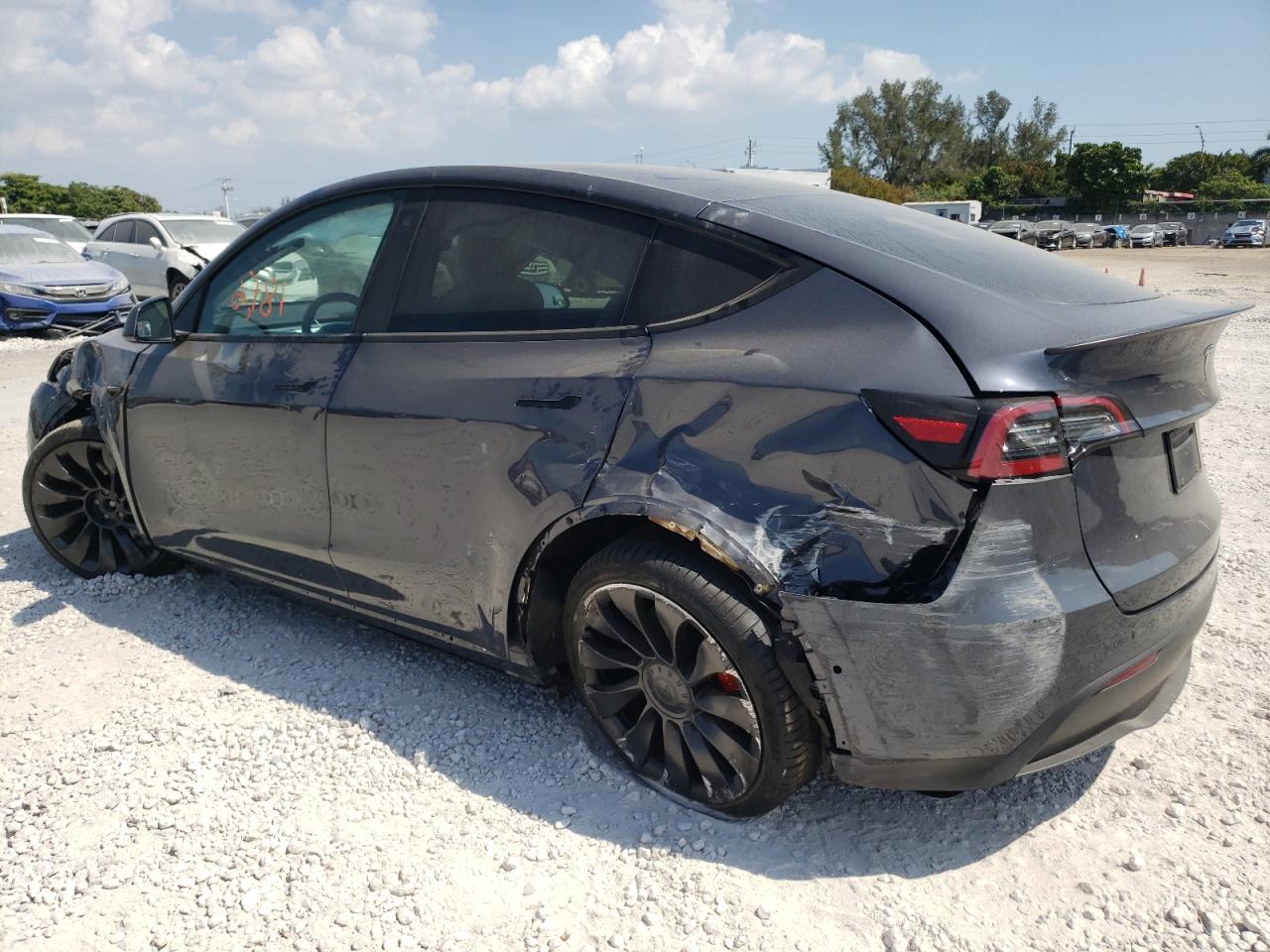 2022 TESLA MODEL Y - 7SAYGDEF6NF438634