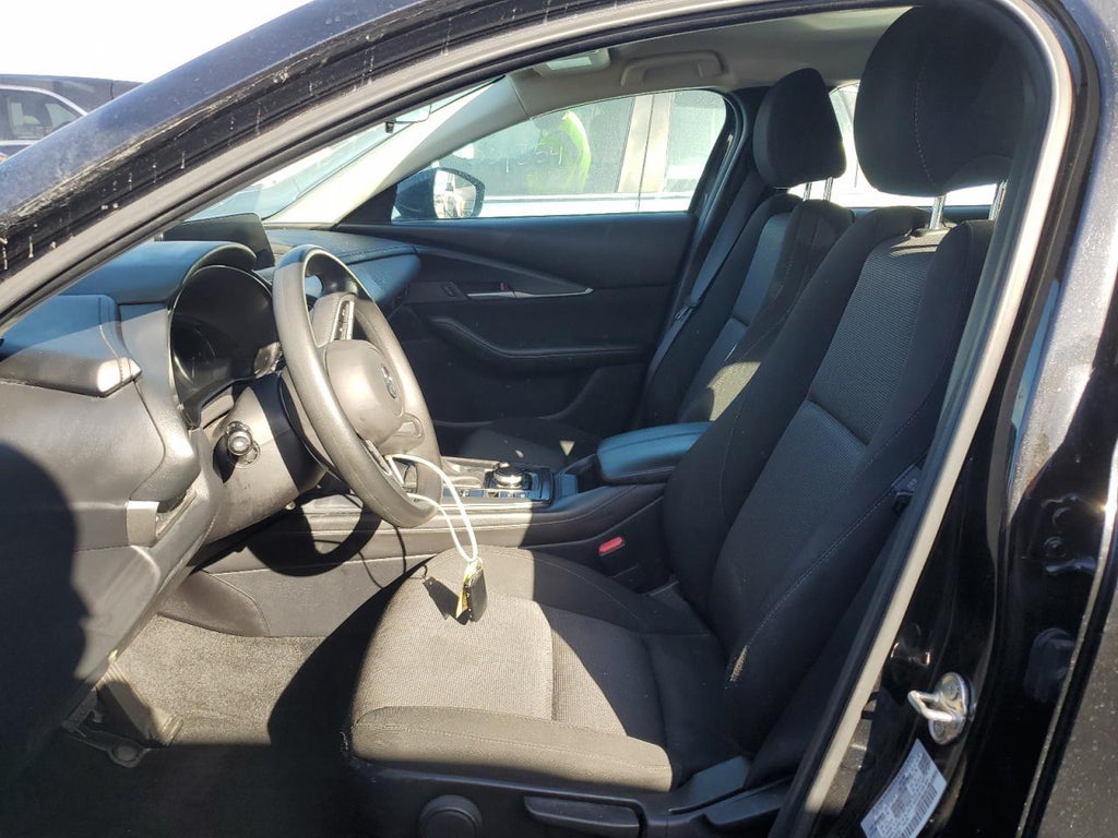 2021 MAZDA CX-30 - 3MVDMAAL6MM257511