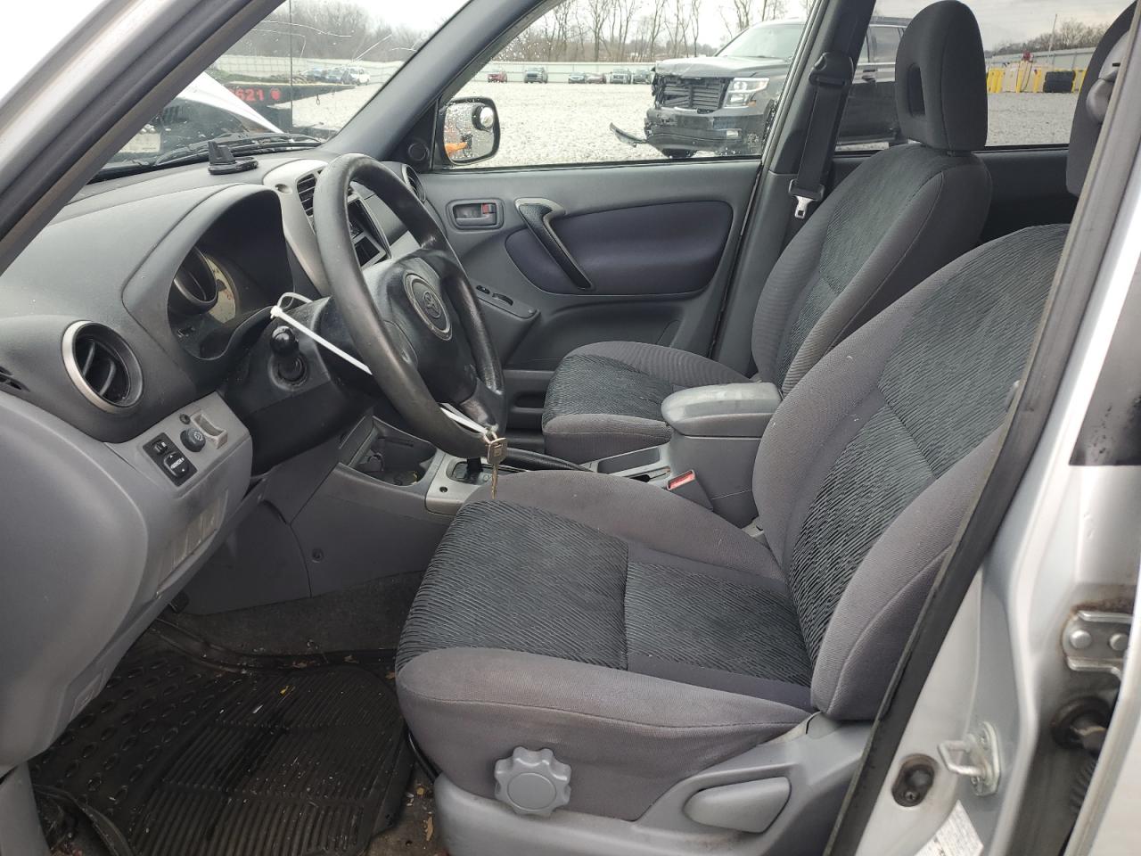 2001 TOYOTA RAV4 - JTEHH20VX16000617
