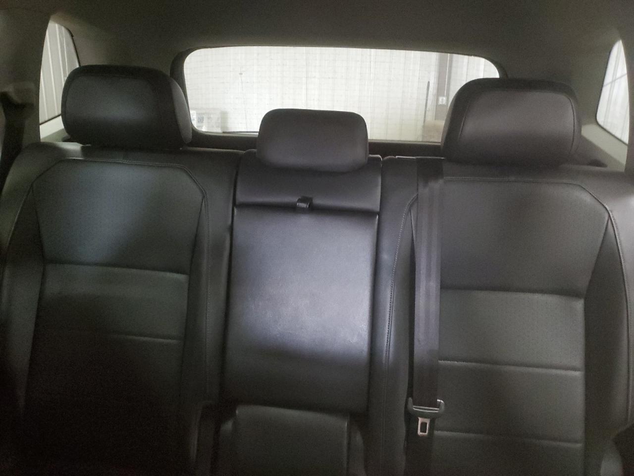 2018 VOLKSWAGEN TIGUAN SE - 3VV2B7AX5JM008134