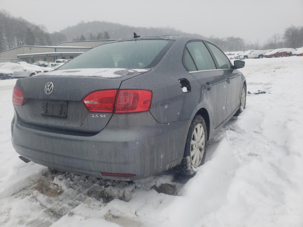 2013 VOLKSWAGEN JETTA SE - 3VWDP7AJ6DM270959
