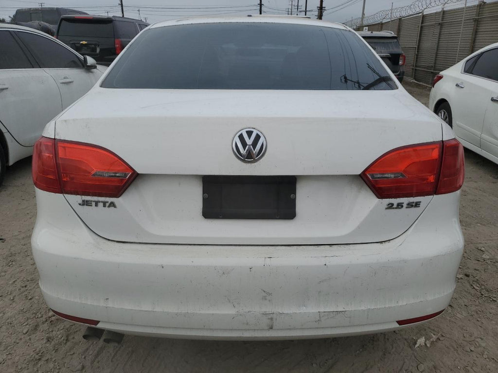 2013 VOLKSWAGEN JETTA SE - 3VWDP7AJ4DM416579
