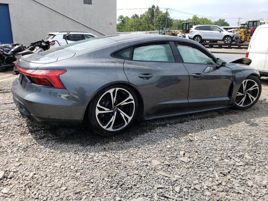 2022 AUDI E-TRON GT - WAUCJBFW5N7004381