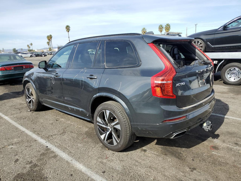 2021 VOLVO XC90 T5 R- - YV4102PM3M1726893