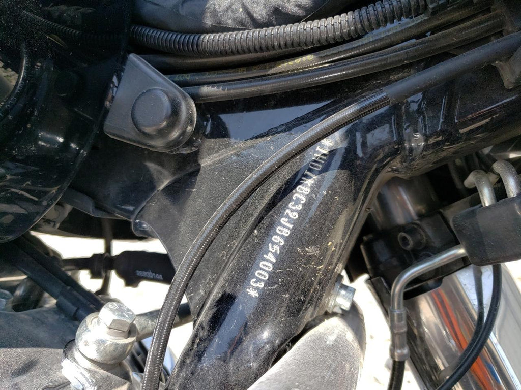 2018 HARLEY-DAVIDSON FLHX STREE - 1HD1KBC32JB654003