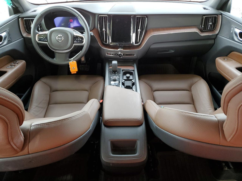 2023 VOLVO XC60 PLUS - YV4L12DE3P1374244