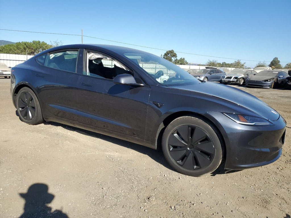 2024 TESLA MODEL 3 - 5YJ3E1EA8RF743638