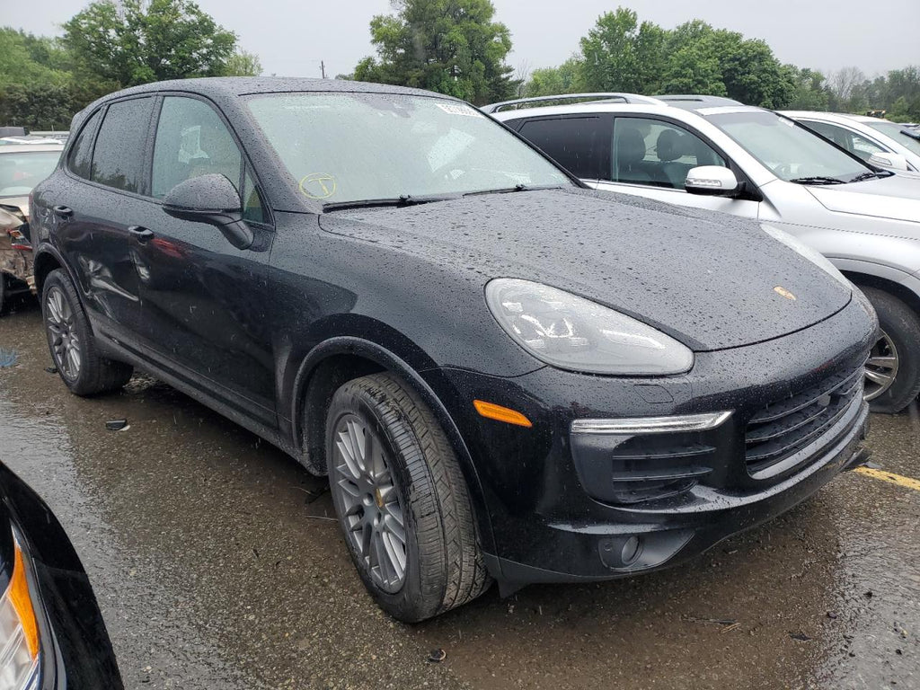 2017 PORSCHE CAYENNE - WP1AA2A22HKA88108