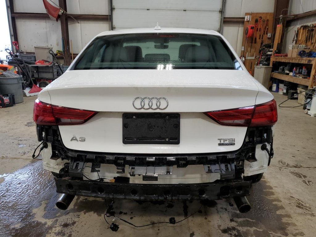 2018 AUDI A3 PREMIUM - WAUB8GFF0J1065509