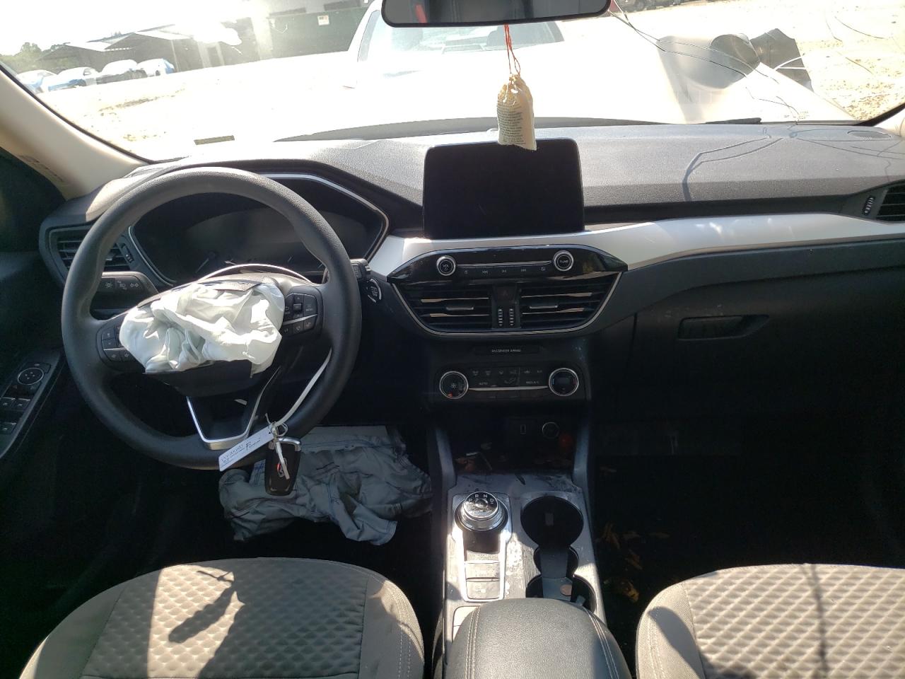 2020 FORD ESCAPE SE - 1FMCU0G69LUB21792
