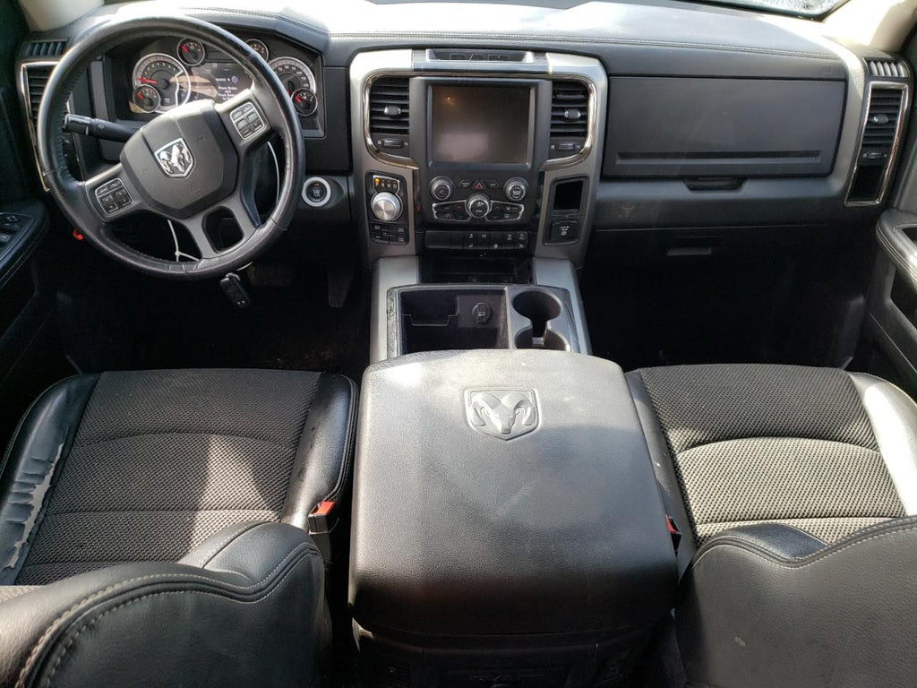 2015 RAM 1500 SPORT - 1C6RR7MT9FS539571