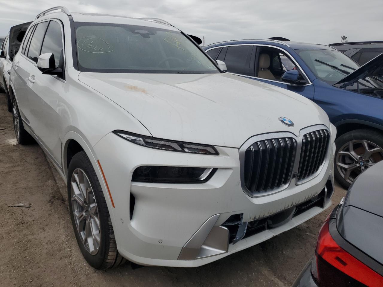 2025 BMW X7 XDRIVE4 - 5UX23EM04S9W86032