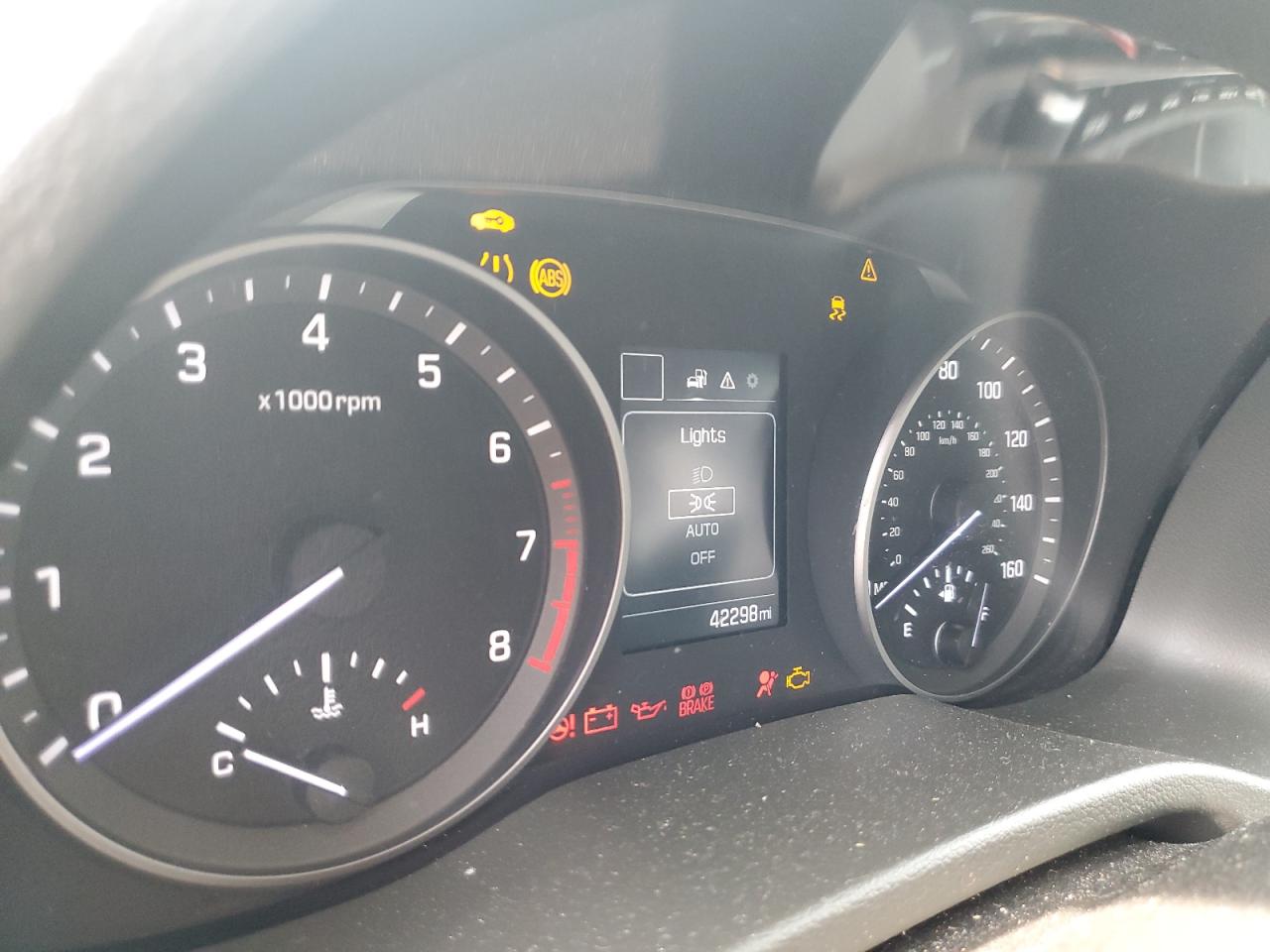 2018 HYUNDAI ELANTRA - 5NPD84LF8JH357044