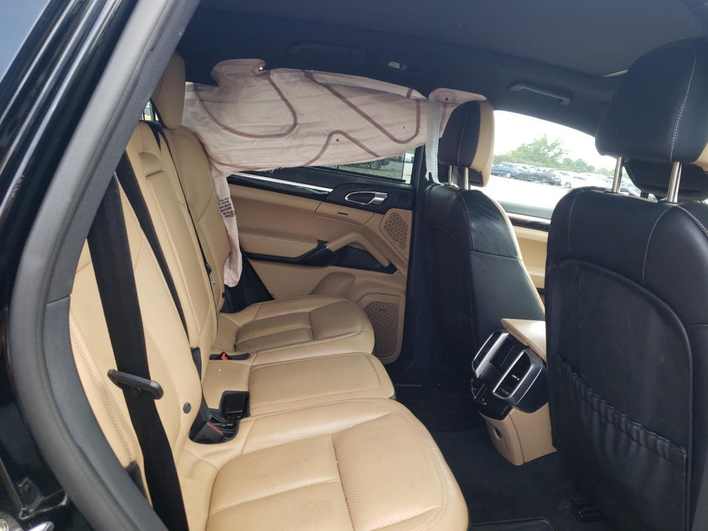 2017 PORSCHE CAYENNE - WP1AA2A22HKA88108