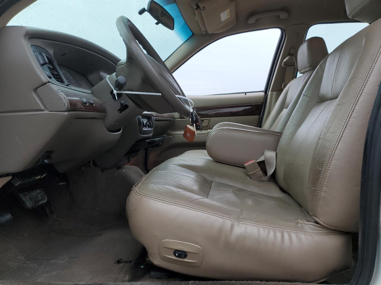 2003 MERCURY GRAND MARQ - 2MEFM74W53X655393