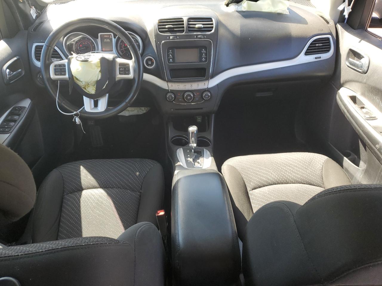 2020 DODGE JOURNEY SE - 3C4PDCAB7LT250458