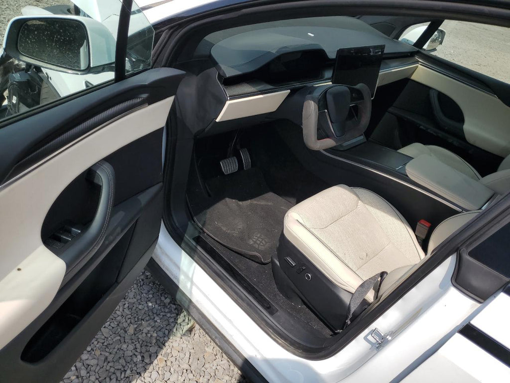 2022 TESLA MODEL X - 7SAXCBE63NF353231