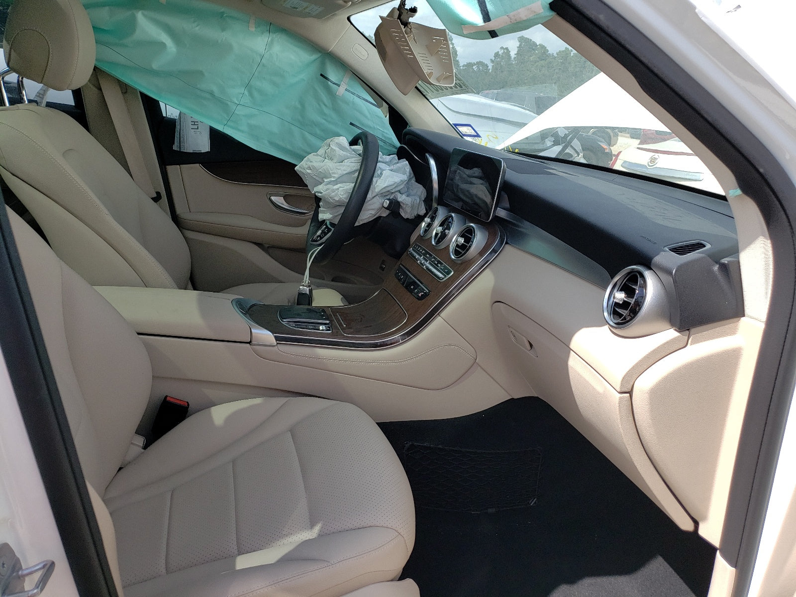 2020 MERCEDES-BENZ GLC 300 - W1N0G8DB9LF766387