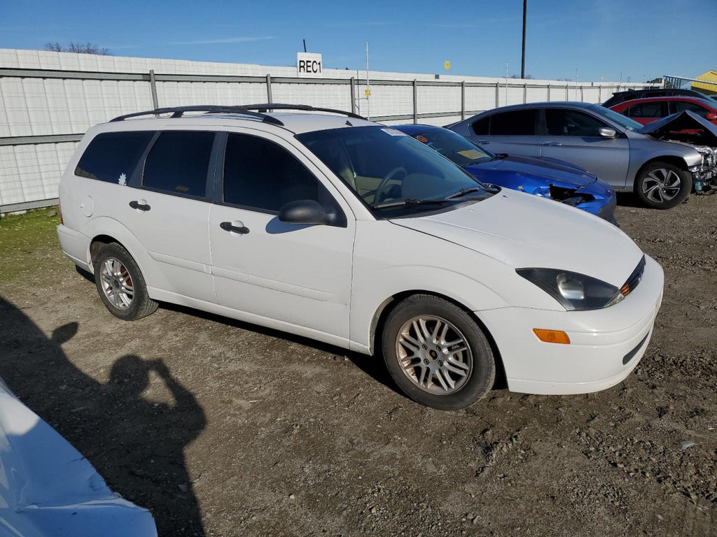 2000 FORD FOCUS SE - 1FAFP36P8YW393594