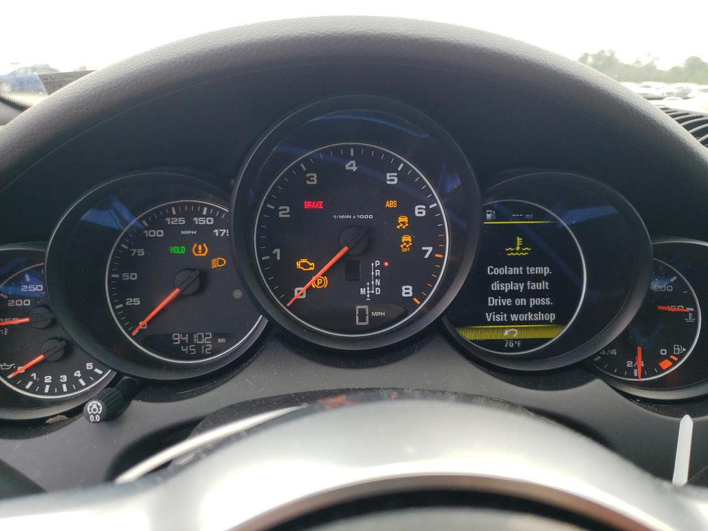 2017 PORSCHE CAYENNE - WP1AA2A22HKA88108