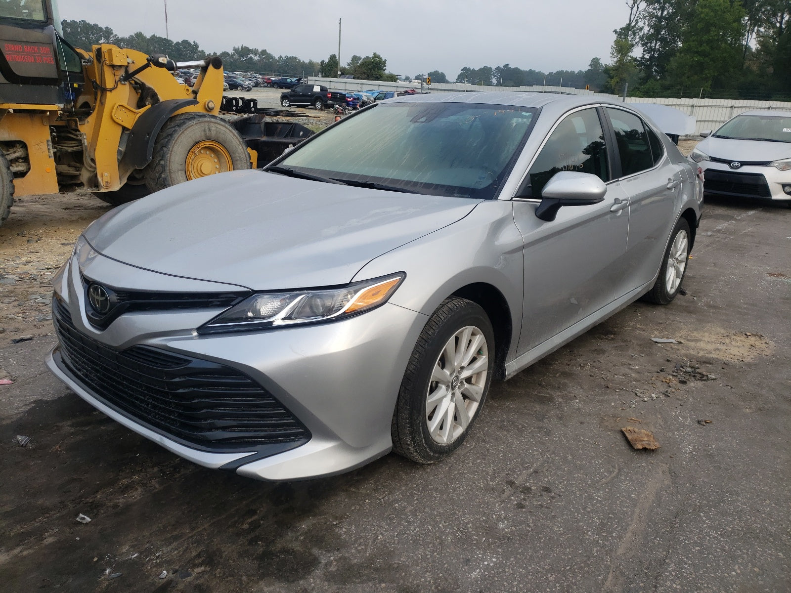 2020 TOYOTA CAMRY LE - 4T1C11AK5LU891556