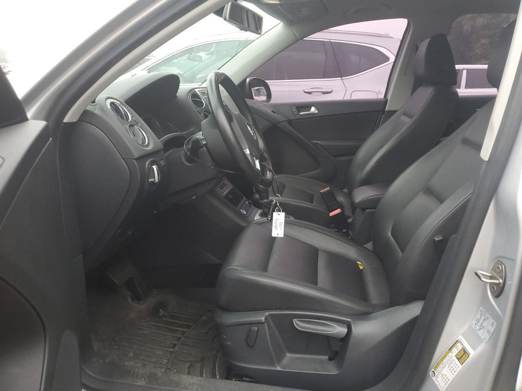 2016 VOLKSWAGEN TIGUAN S - WVGBV7AX6GW570831
