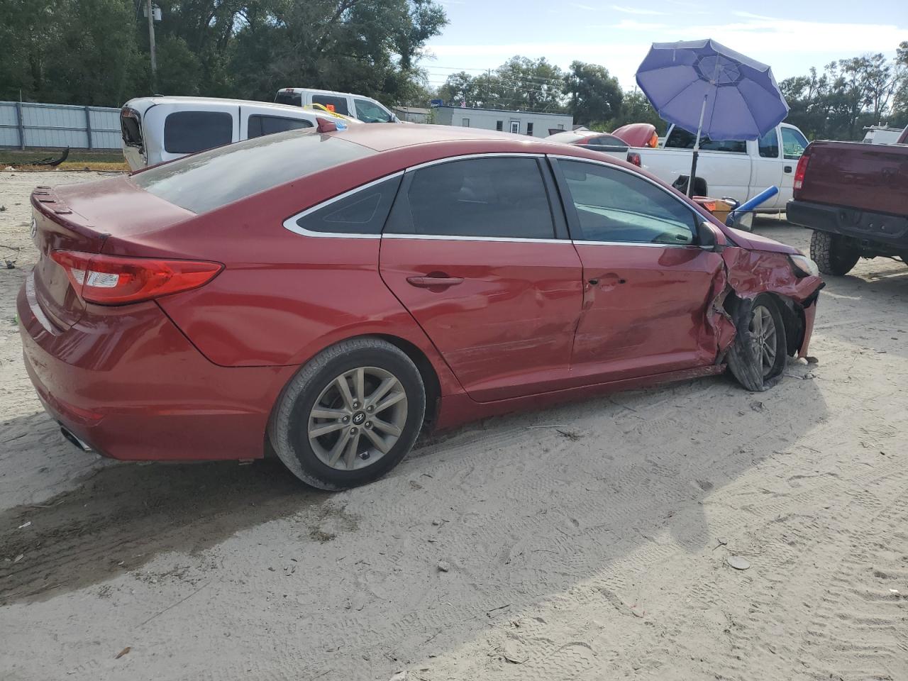 2015 HYUNDAI SONATA SE - 5NPE24AF1FH067308