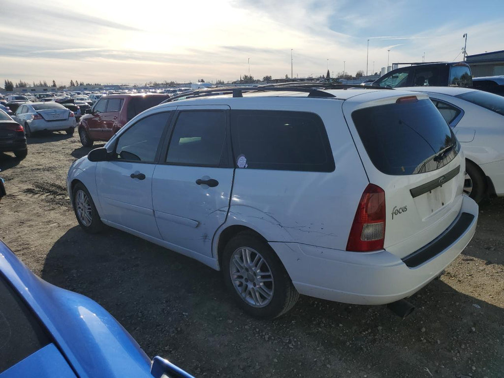 2000 FORD FOCUS SE - 1FAFP36P8YW393594