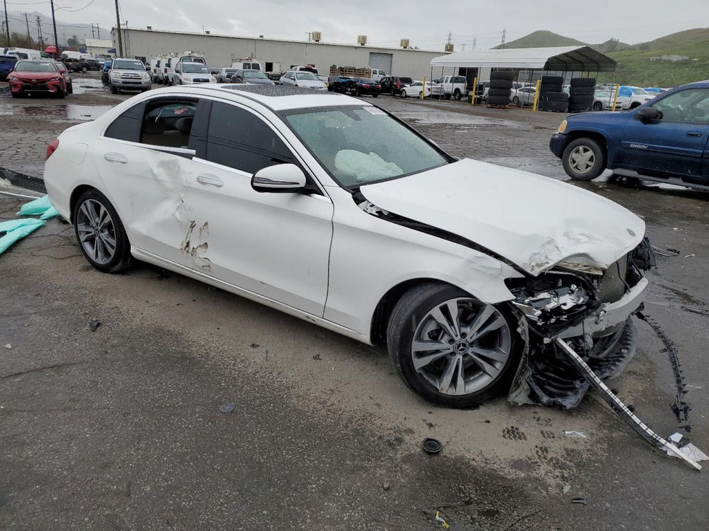 2020 MERCEDES-BENZ C 300 - W1KWF8DB9LR572709
