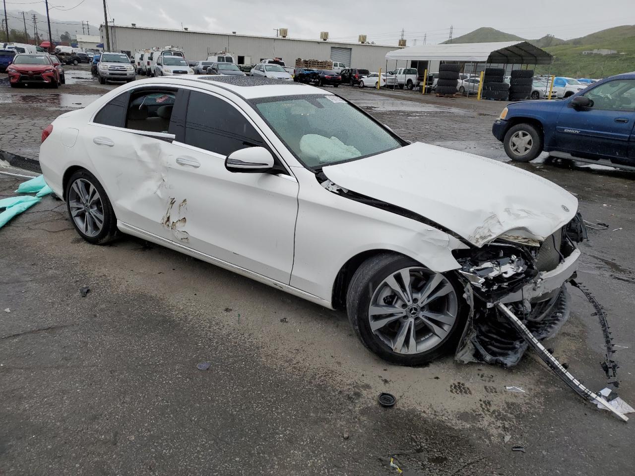 2020 MERCEDES-BENZ C 300 - W1KWF8DB9LR572709