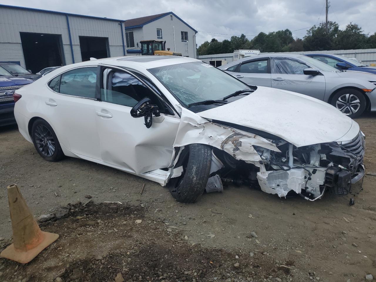 2018 LEXUS ES 350 - 58ABK1GG1JU115281