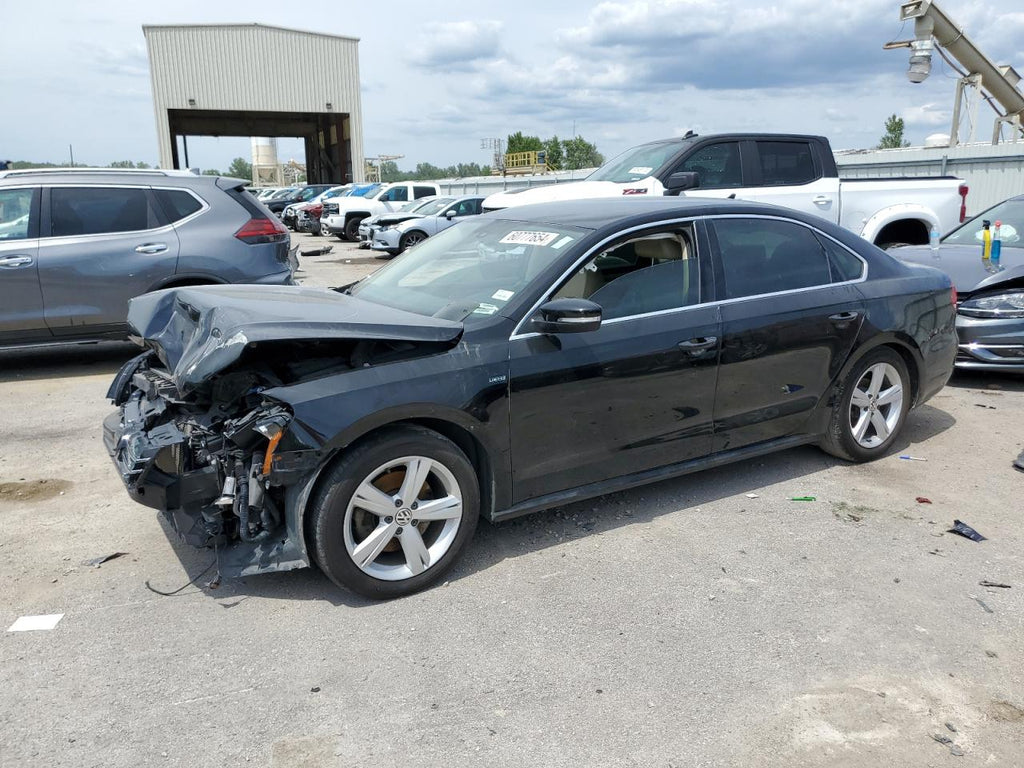 2015 VOLKSWAGEN PASSAT S - 1VWAT7A39FC111258