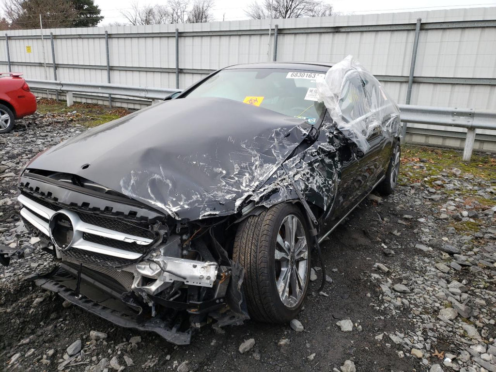 2018 MERCEDES-BENZ C 300 4MAT - WDDWF4KB1JR413725