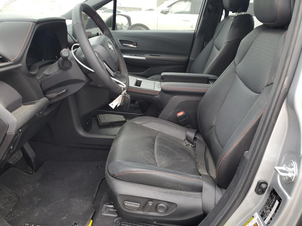 2024 TOYOTA SIENNA XSE - 5TDXRKEC5RS212017
