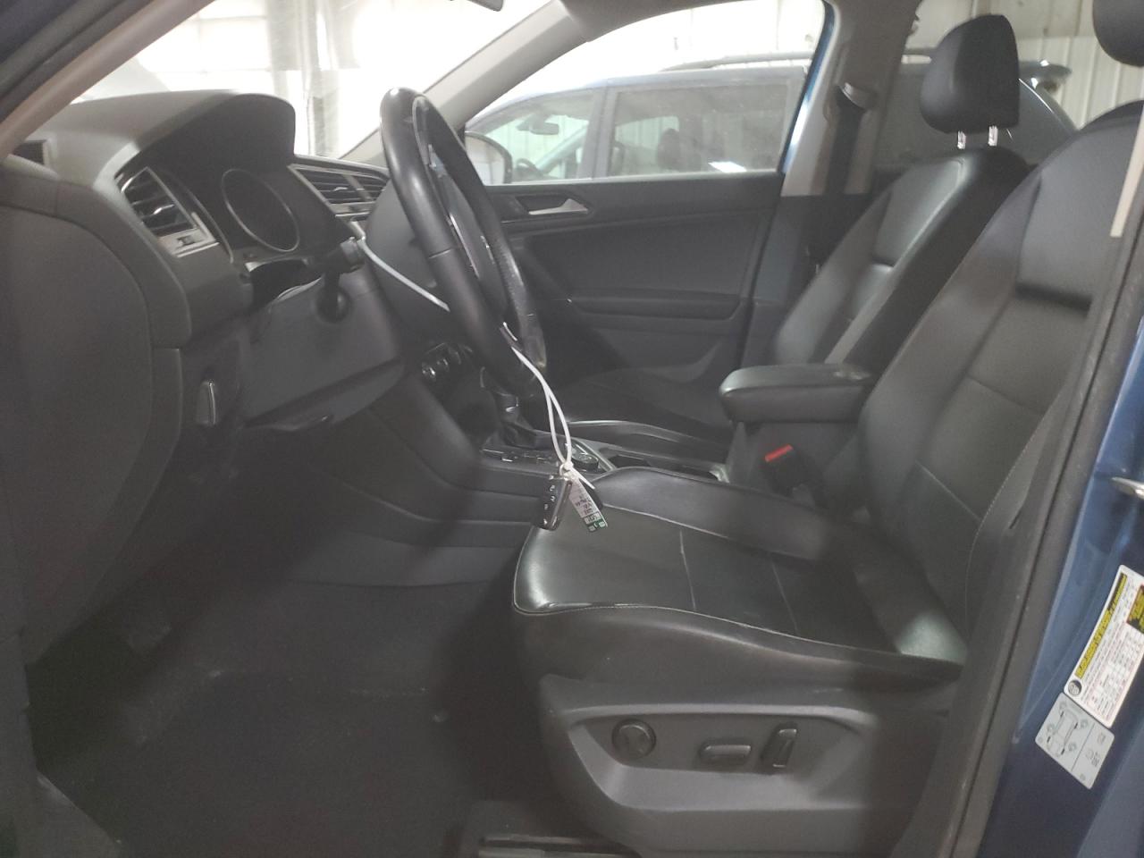 2018 VOLKSWAGEN TIGUAN SE - 3VV2B7AX5JM008134