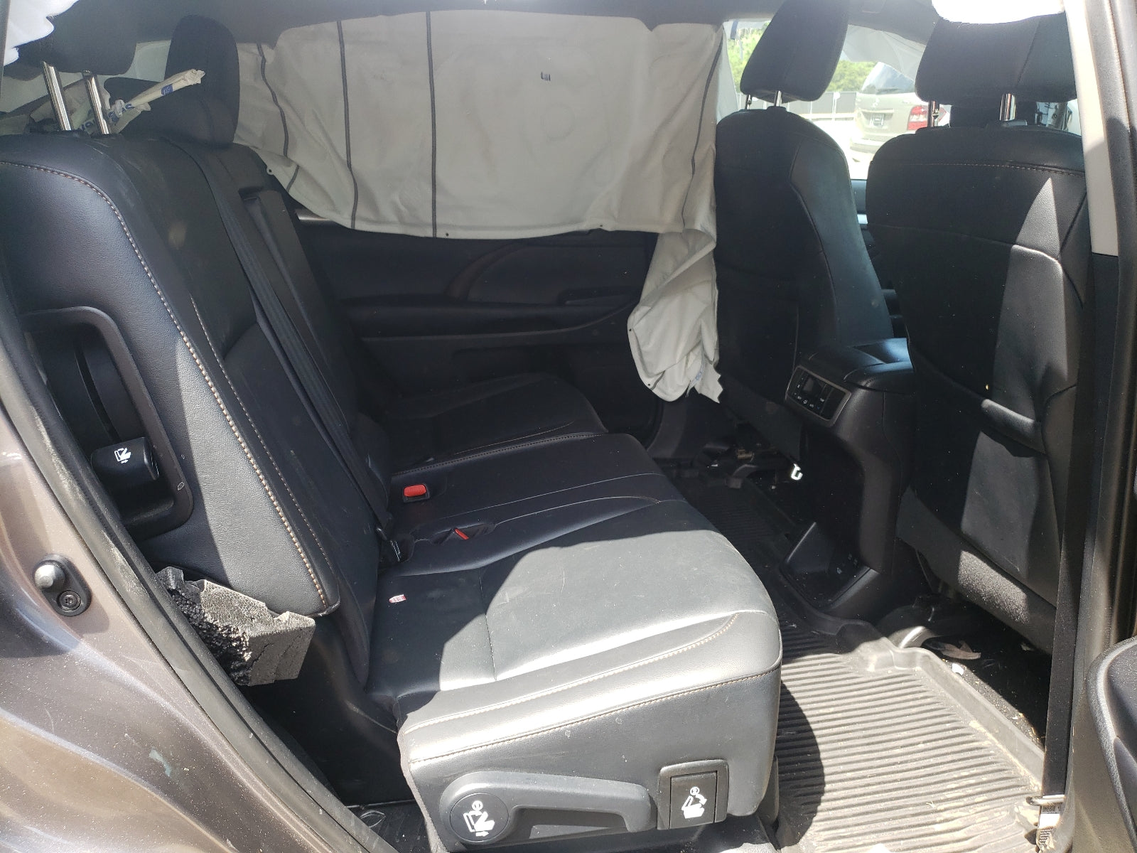 2019 TOYOTA HIGHLANDER - 5TDJZRFH3KS609000