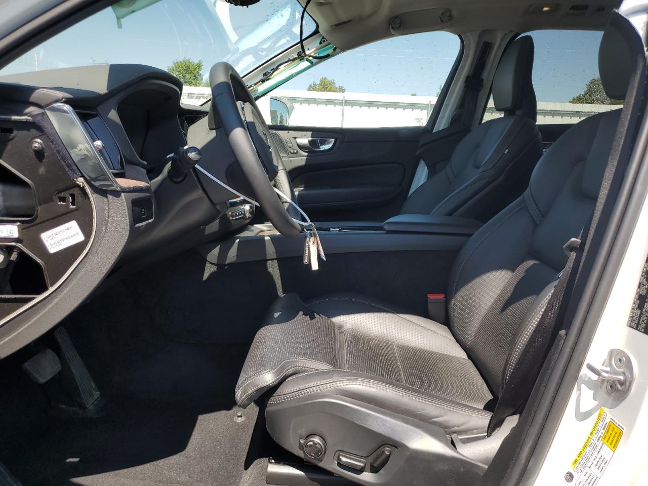 2023 VOLVO XC60 ULTIM - YV4L12RA5P1217692