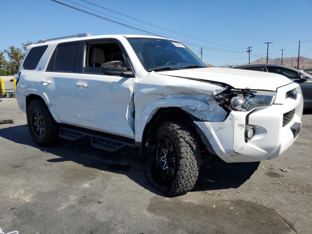 2018 TOYOTA 4RUNNER SR - JTEZU5JRXJ5186605