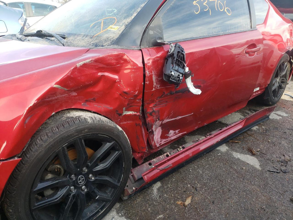 2016 TOYOTA SCION TC - JTKJF5C7XGJ026028