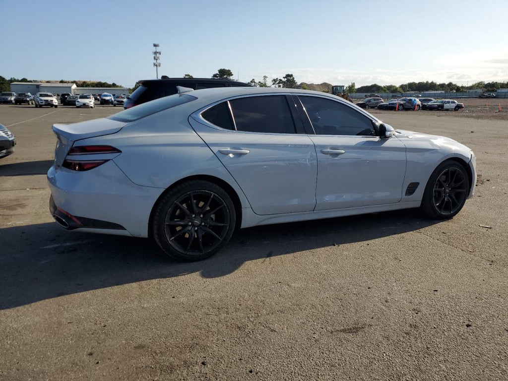 2022 GENESIS G70 BASE - KMTG34TA2NU098760