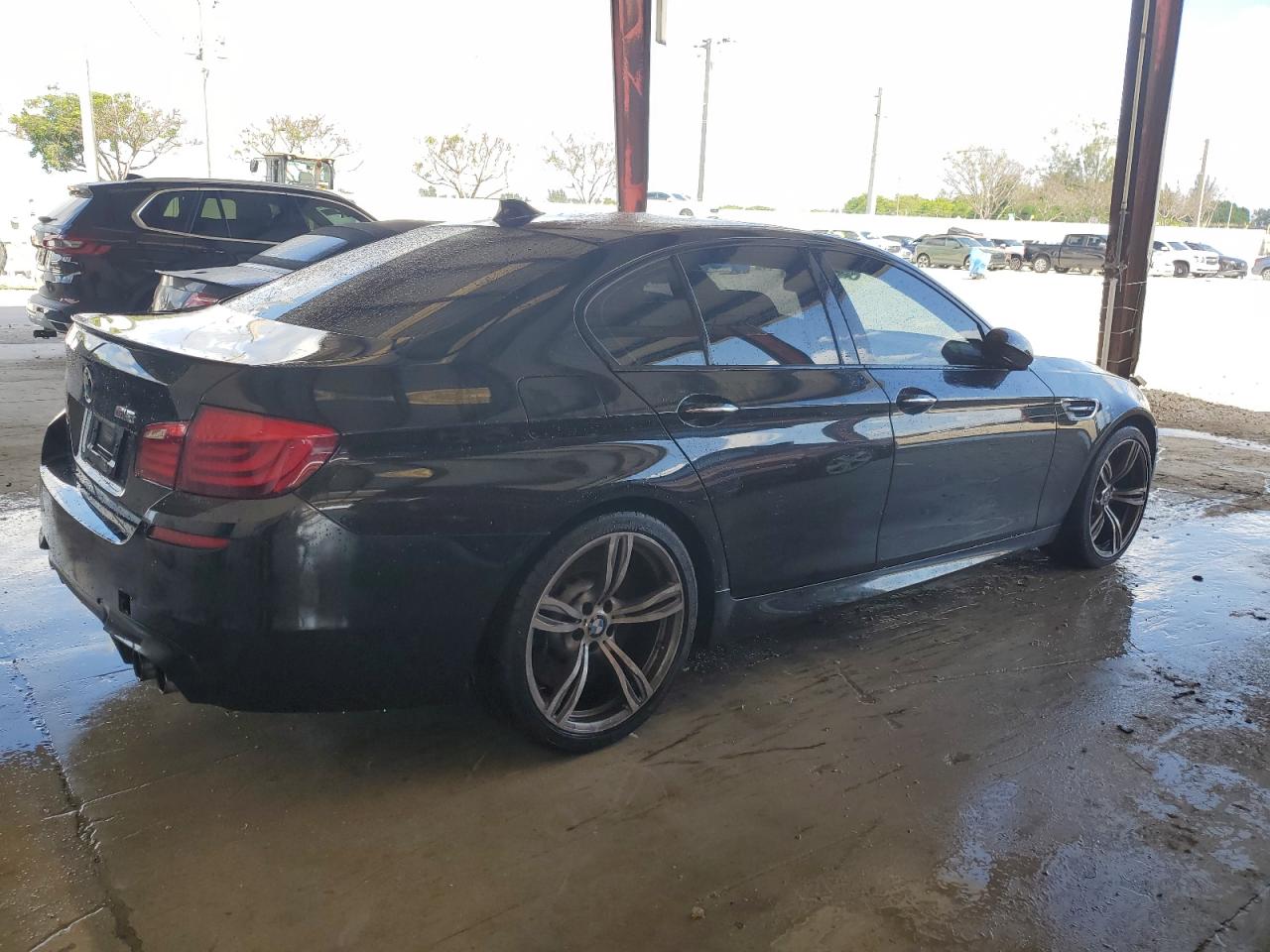 2013 BMW M5 - WBSFV9C59DC772629