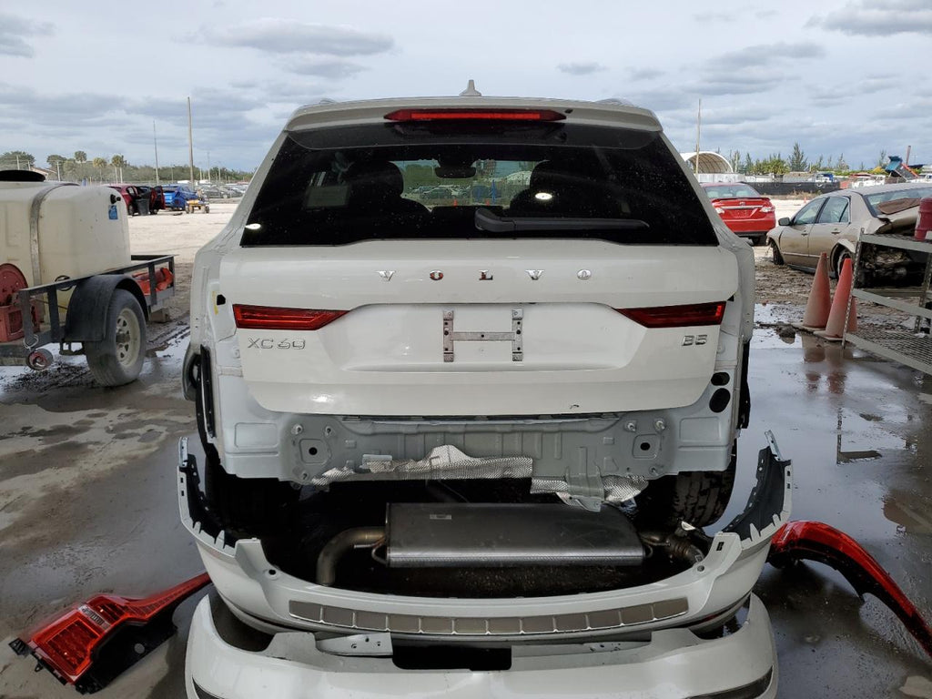2023 VOLVO XC60 PLUS - YV4L12DE3P1374244