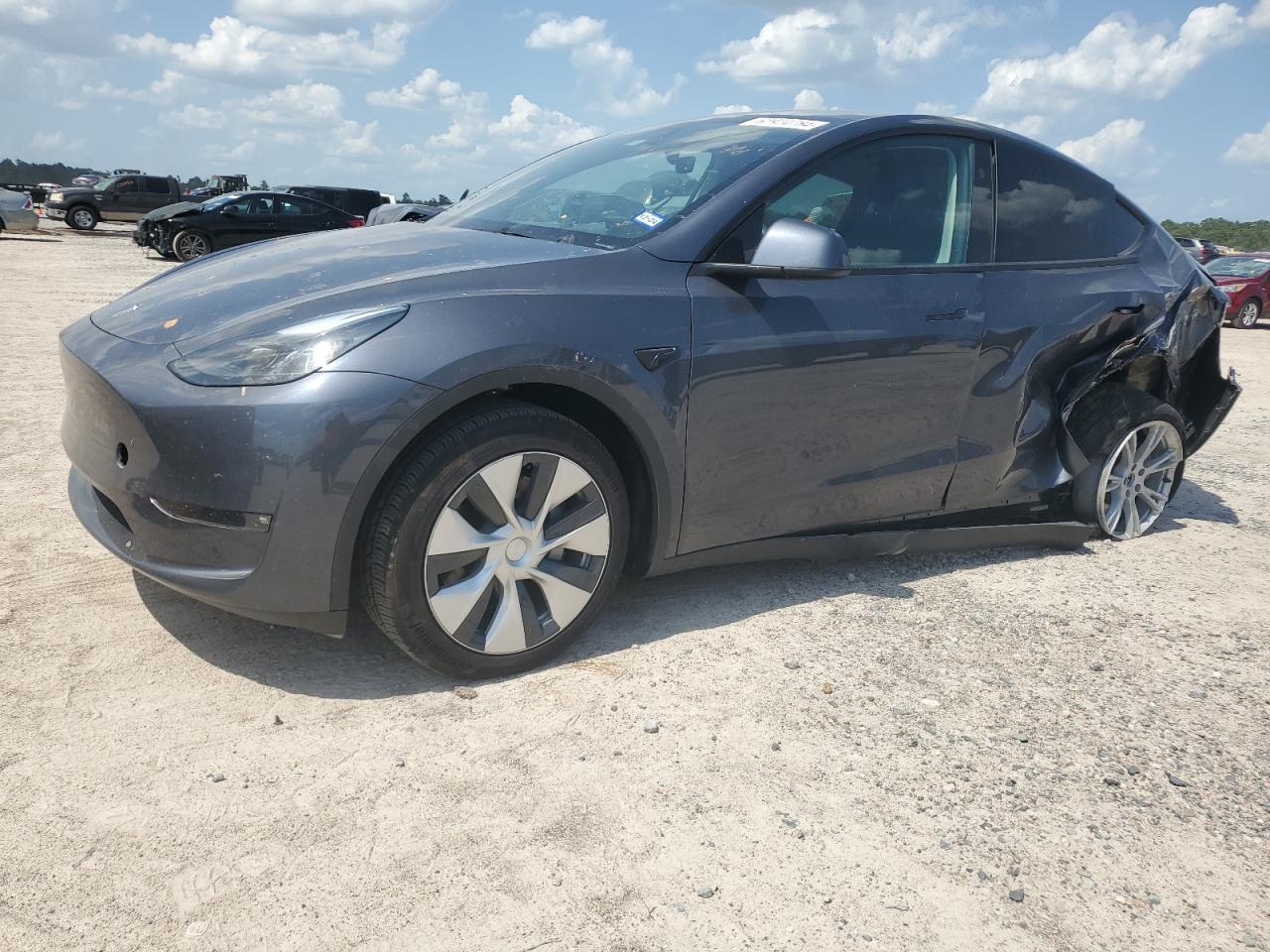 2023 TESLA MODEL Y - 7SAYGDED2PF943071